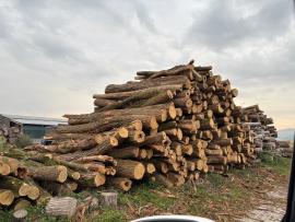 Agátové palivové drevo